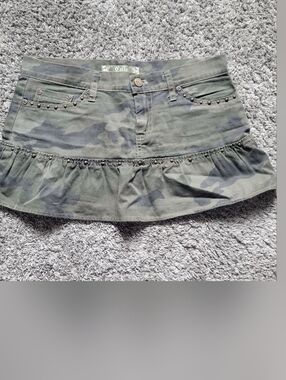 Cello Olive Green Camouflage Mini Skirt with Ruffle Hem Size Small